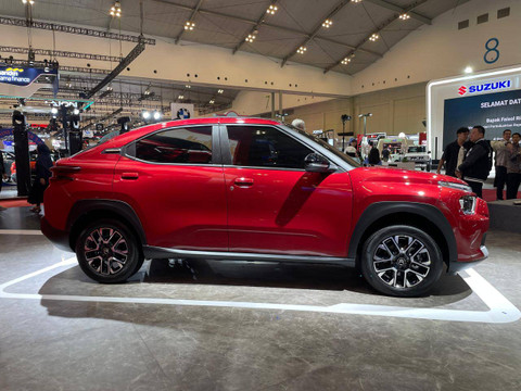 Debut Citroen Basalt di Indonesia saat GJAW 2024. Foto: Sena Pratama/kumparan