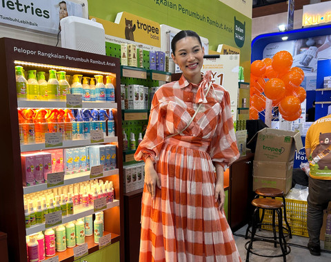 Patricia Gouw Ungkap Alasan Lebih Pilih Serum Berbahan Alami untuk sang Bayi
