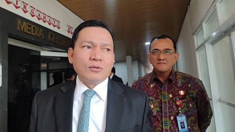 Pj Gubernur Sumsel, Elen Setiadi didampingi Sekda Sumsel, Edward Chandra, Foto : Abdullah Toriq/Urban Id