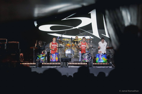 311 Band asal AS mengguncang panggung Everblast Festival 2024 yang digelar di JI-Expo Kemayoran. Foto: Jamal Ramadhan/kumparan