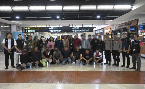 21 WNI korban TPPO di Myanmar berhasil kembali di pulangkan ke Indonesia oleh Kementerian Luar Negeri RI, Sabtu (30/11/2024). Foto: Dok. Kemlu RI