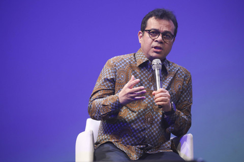 Wakil Menteri Nezar Patria menyampaikan paparannya saat menghadiri AI for Indonesia by kumparan di Djakarta Theater, Jakarta, Rabu (4/12/2024).   Foto: Aditia Noviansyah/kumparan