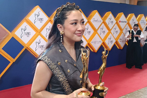 Sherina di Malam Puncak AMI Awards 2024, Rabu (4/12/2024). Foto: Giovanni/kumparan