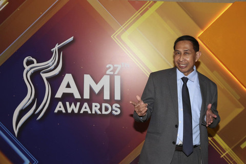 Penyanyi senior Rusli Zainudin. Foto: Dok. Istimewa