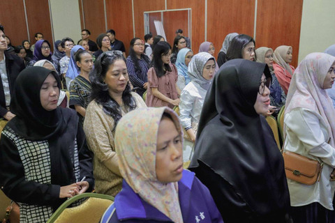 Keseruan talkshow kumparan Hangout membahas Legalitas Usaha UMKM bersama Kemenves pada Kamis (5/12). Foto: kumparan