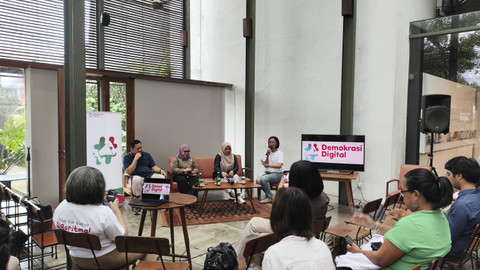  Diskusi peluncuran organisasi nonprofit, Demokrasi Digital, di Kemang, Jakarta Selatan, Sabtu (7/12/2024). Foto: Jonathan Devin/kumparan