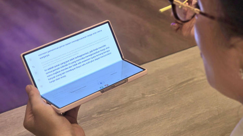 Fitur Listening Mode di Galaxy Z Fold6. Foto: Samsung
