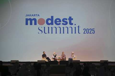 Gelaran Jakarta Modest Summit 2025 di The Ballroom Djakarta Theater, Jakarta Pusat, Kamis (5/12/2024). Foto: Dok. Jakarta Modest Summit
