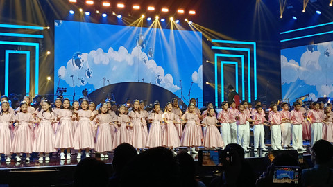 Konser Symphonic Saga 2024 di Kawasan Kebon Jeruk, Sabtu (7/12). Foto: Aprilandika Pratama/kumparan