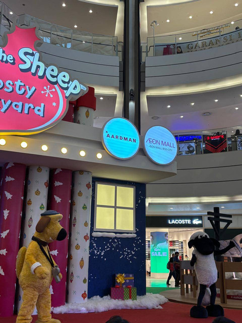 Shaun The Sheep hadir meriahkan Natal di mal di BSD City. Foto: Andari Novianti/kumparan