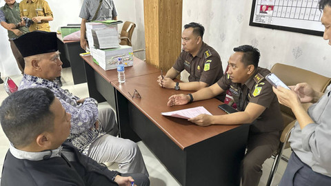 Perkara dugaan pencucian uang Pimpinan Pondok Pesantren Al-Zaytun, Panji Gumilang, dilimpahkan ke Kejari Indramayu. Foto: Dok. Kejagung
