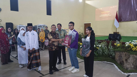 Acara peninjauan Sekolah Damai oleh BNPT di SMAN 13 Kota Semarang, Jawa Tengah, Kamis (12/12/2024). Foto: Thomas Bosco/kumparan