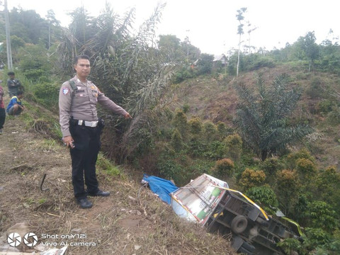 Kecelakaan di Jalan lintas Liwa Sekincau, Pekon Giham Sukamaju, Sekincau, Lampung Barat. | Foto: Dok Satlantas Polres Lampung Barat