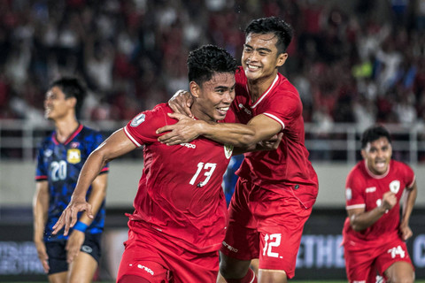 Selebrasi pemain Timnas Indonesia Muhammad Ferrari  usai mencetak gol ke gawang Timnas Laos pada pertandingan Grup B Piala AFF 2024 di Stadion Manahan, Solo, Jawa Tengah, Kamis (12/12/2024). Foto: Mohammad Ayudha/ANTARA FOTO