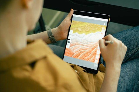 Ilustrasi Aplikasi Membuat Gambar AI. Sumber: Pexels/Ivan Samkov
