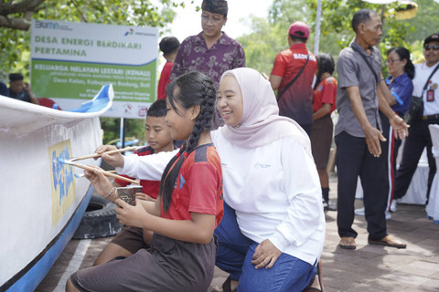 Keluarga Nelayan Lestari (KENALI) di Desa Kelan, Bali, salah satu Desa Energi Berdikari (DEB) PT Pertamina International Shipping (PIS). Foto: Dok.PIS