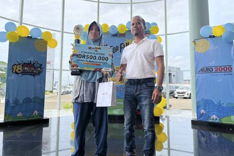 Pemenang kegiatan Toyota Dream Car Art Contes x Auto 2000 Art For Future di Auto 2000 Grand Depok City. Foto: Fitra Andrianto/kumparan