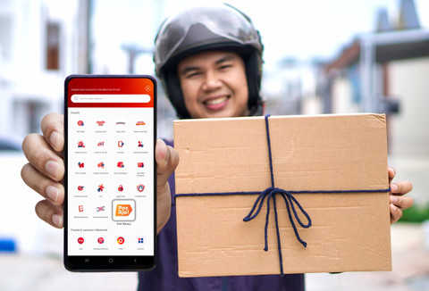 Layanan kirim barang PosAja! di aplikasi MyTelkomsel. Foto: Telkomsel