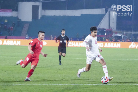 Vietnam vs Indonesia pada pertandingan Piala AFF di Phu Tho Provincial Stadium, Vietnam, Minggu (15/12/2024). Foto: Dok. PSSI