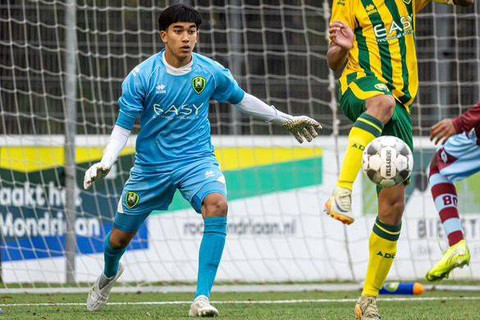 Kiper ADO Den Haag U-15 keturunan Indonesia, Ferran Alinegara. Foto: Dok. Ferran Alinegara