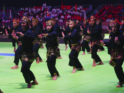 Menlu Sugiono menghadiri pembukaan Kejuaraan Dunia Pencak Silat ke-20 dan Kejuaraan Dunia Pencak Silat Junior ke-5 di Abu Dhabi. Foto: Dok. Kemlu RI