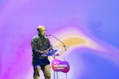 Opening remarks oleh Chief of AI & Corporate Strategy Andrias Ekoyuono di AI for Indonesia 2024 by kumparan. Foto: Dok. Istimewa