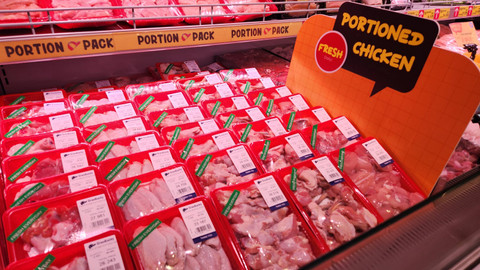 Supermarket GrandLucky yang membuka store baru berlokasi di Puri Indah Mall 2, Jakarta Barat. Foto: Azalia Amadea/Kumparan