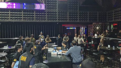 BNN Bali geledah tempat hiburan malam di Canggu jelang Nataru, Sabtu (21/12/2024). Foto: Dok. Istimewa