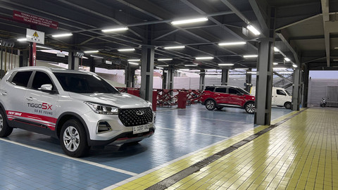 Diler Chery terbesar di Indonesia. Foto: Trio Witjaksono/kumparan