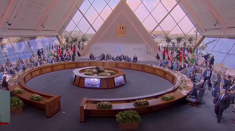  KTT D-8, Kairo, Mesir, Desember 2024. Foto: Youtube/Setpres
