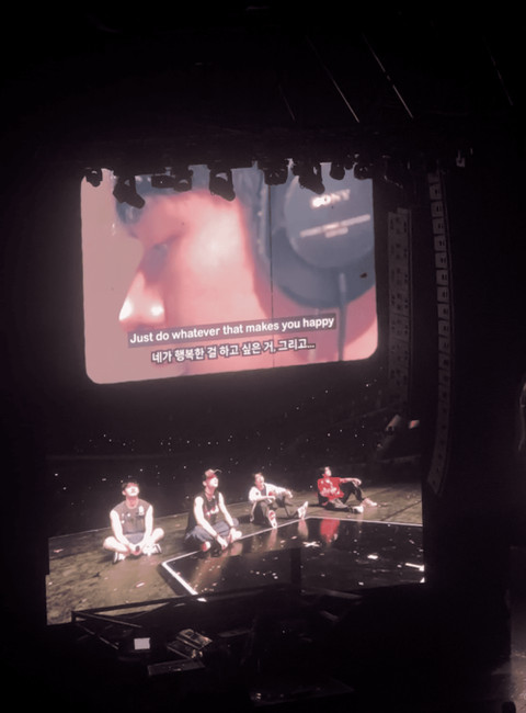 Stray Kids sukses menggelar konsernya yang bertajuk Stray Kids World Tour (dominATE JAKARTA), di Indonesia Arena, GBK, Jakarta Pusat, Sabtu (21/12/2024). Foto: Kartika Pamujiningtyas/kumparan