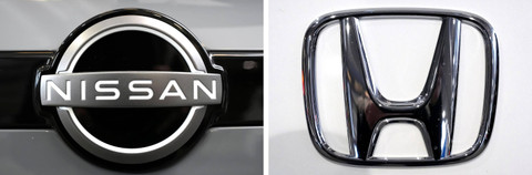 Kombinasi foto Nissan dan Honda. Foto: Gene J. Puskar/AP Photo
