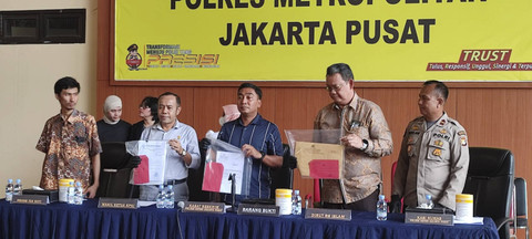 Pers rilis kasus bayi tertukar di Polres Metro Jakarta Pusat pada Selasa (24/12/2024). Foto: Rachmadi Rasyad/kumparan
