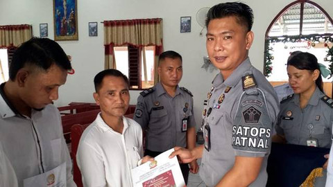 Foto: Penyerahan Remisi Natal untuk Warga Binaan Pemasyarakatan di Sulut (1)