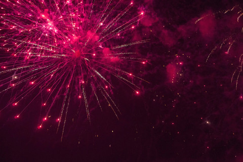 Ilustrasi Lokasi Pesta Kembang Api 2025 di Bekasi, sumber gambar: unsplash/Mufid Majnun