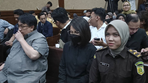 Helena Lim, tiba jelang sidang pembacaan putusan atau vonis kasus dugaan korupsi pengelolaan tata niaga komoditas timah, di Pengadilan Tipikor Jakarta, Senin (30/12/2024). Foto: Fadhil Pramudya/kumparan