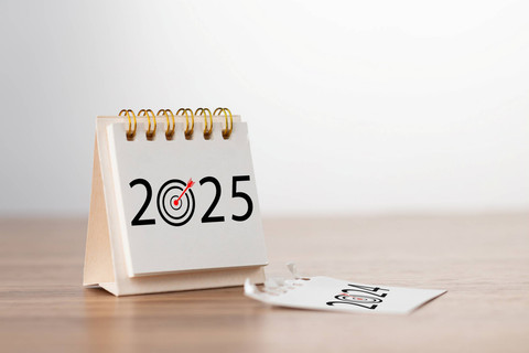 Ilustrasi tahun 2025. Foto: Shutterstock