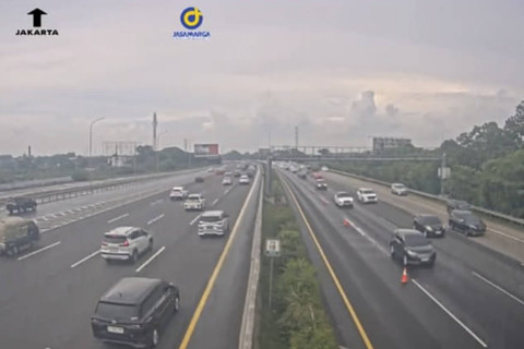 Kondisi terkini Lalin dari arah Puncak ke Jakarta di Tol Jagorawi, Rabu (1/1/2025). Foto: Dok. CCTV Travoy Jasa Marga