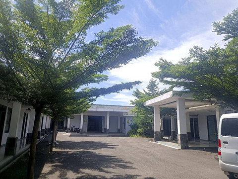 Kampus 1 Universitas Bandung di Jalan Cipagalo Girang, Kelurahan Margasari, Kecamatan Buahbatu, Bandung. Foto: Robby Bouceu/kumparan