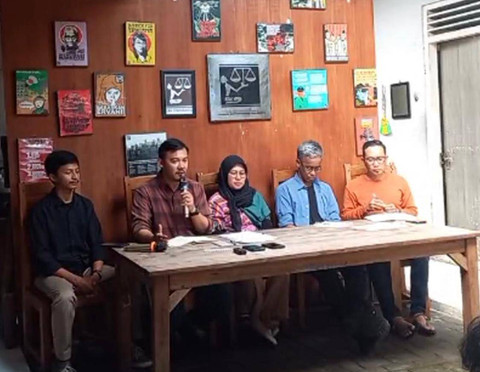 Konferensi pers di LBH Yogya, Kamis (2/1). Foto: LBH Yogya