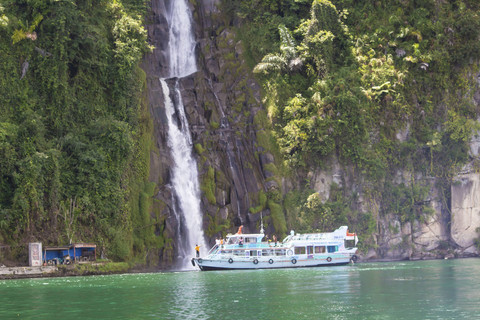 Air Terjun Situmurun. Foto: Shutterstock