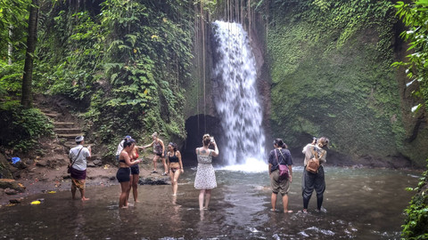 Air Terjun Manuaba. Foto: Shutterstock