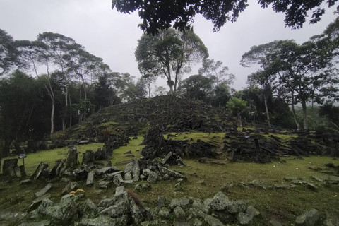 Suasana Situs Gunung Padang di Desa Karyamukti, Kecamatan Campaka, Kabupaten Cianjur, Kamis (9/1/2025). Foto: Dok. kumparan