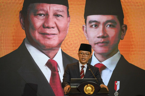 Menteri Luar Negeri Sugiono memberikan pemaparan saat Pernyataan Pers Tahunan Menteri Luar Negeri (PPTM) di Gedung Kementerian Luar Negeri, Jakarta, (10/1/2025). Foto: Muhammad Ramdan/ANTARA FOTO