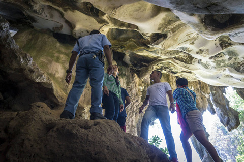 Gua Pangkep di Maros dan Pangkep. Foto: krisbiantoandy/Shutterstock