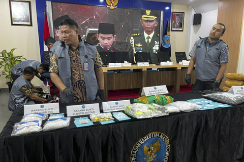 Sejumlah barang bukti BNN Kasus Narkotika, Selasa (14/1/2025). Foto: Rayyan Farhansyah/kumparan