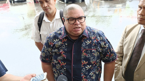 Razman Arif Nasution Datangi Polres Jakarta Selatan. Foto: Aprilandika Pratama/kumparan