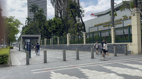 Trotoar Jalan Surdirman arah Semanggi, Jakarta Pusat. Foto: Rayyan Farhansyah/kumparan