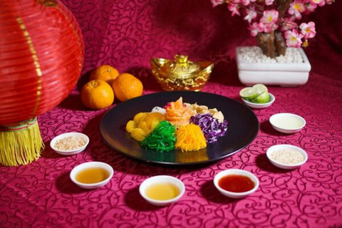 Salad Yee Sang.
