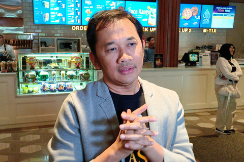 Sutradara Film Rahasia Rasa, Hanung Bramantyo saat ditemui di Kawasan Cikini, Jakarta Pusat, Rabu (22/1/2025). Foto: Aprilandika Pratama/kumparan